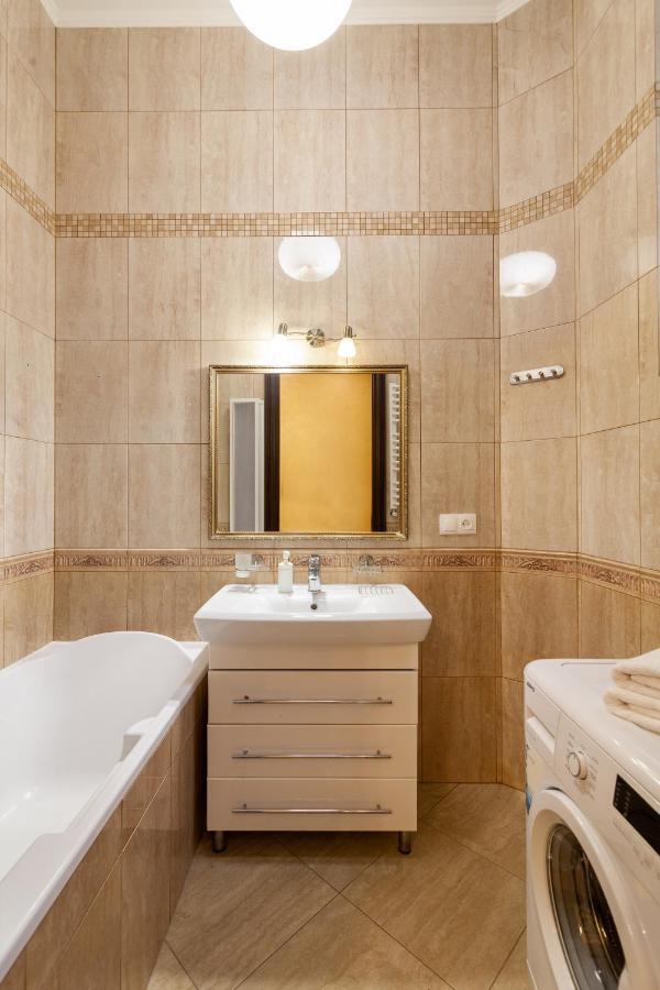 Alfa Apartments Levytskoho Liov Exterior foto